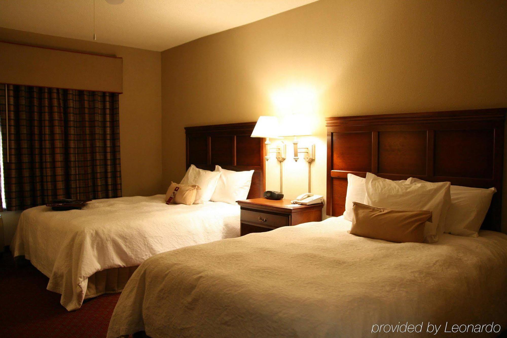 Hampton Inn & Suites Montgomery-Eastchase Szoba fotó