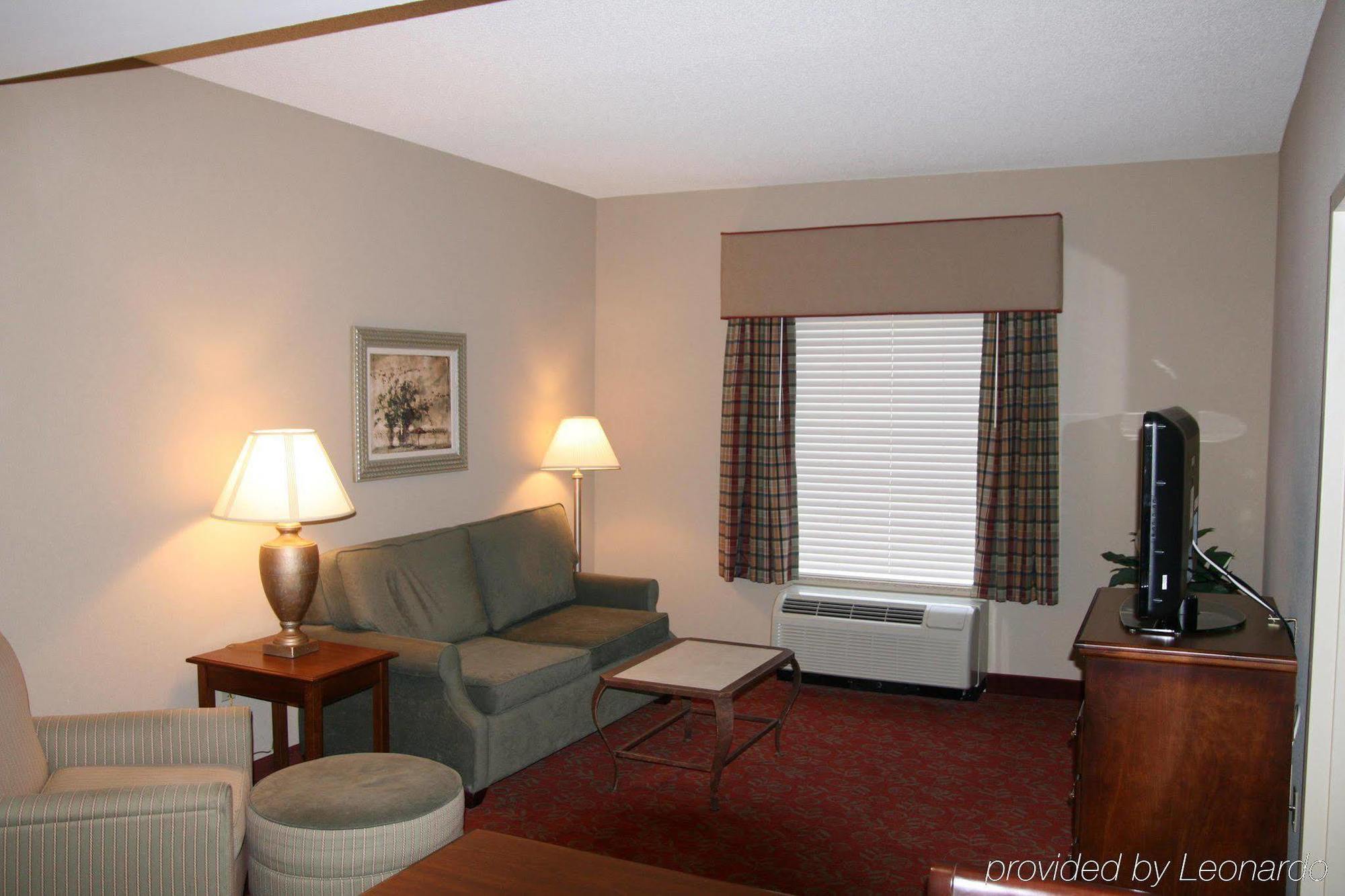 Hampton Inn & Suites Montgomery-Eastchase Szoba fotó